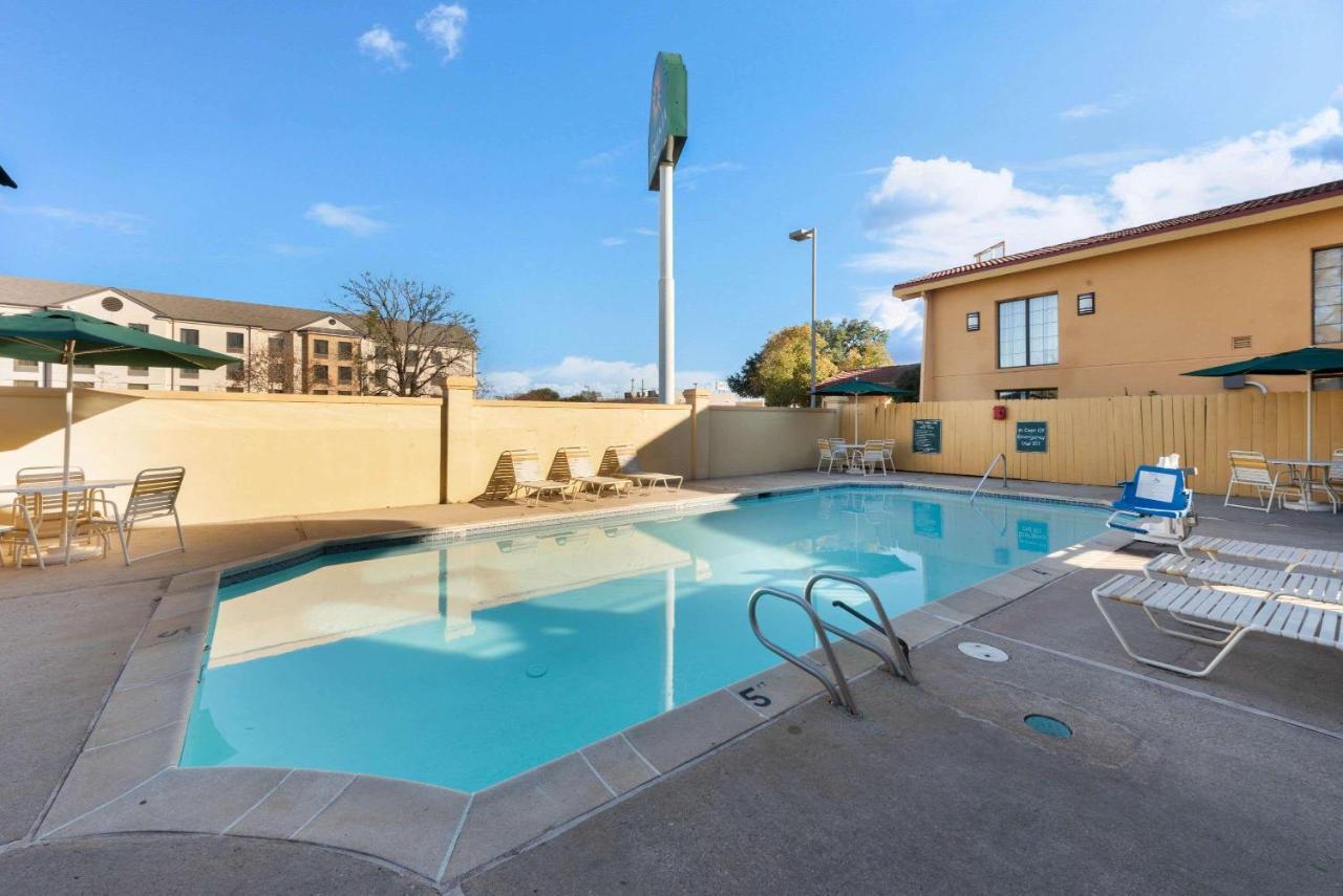 La Quinta Inn By Wyndham Bossier City Exteriör bild